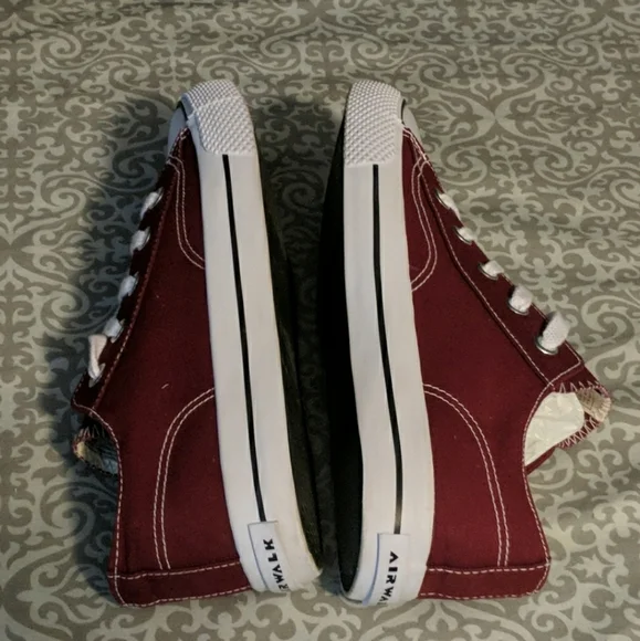 Women's Airwalk Legacee Maroon Sneakers - Picture 2 of 6